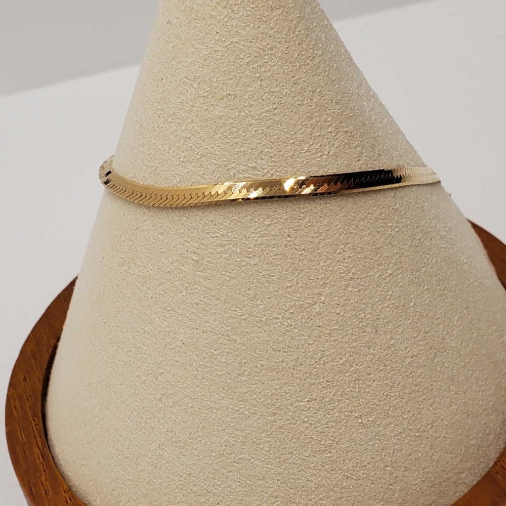 14k Solid Gold Herringbone Bracelet - Picture 5 of 12